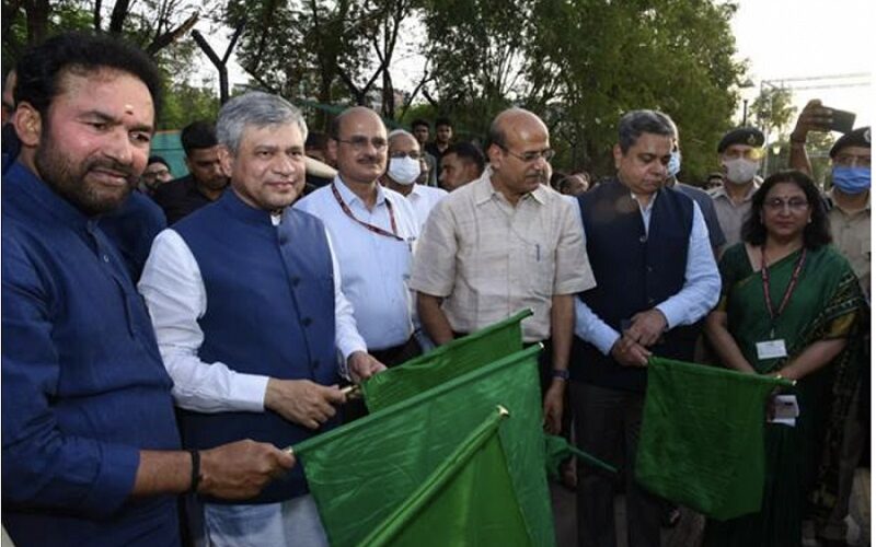 Shri G Kishan Reddy and Shri Ashwini Vaishnaw flag off the Bharat Gaurav Tourist Train operating on the Ramayana Circuit from Delhi Safdarjung Railway Station today