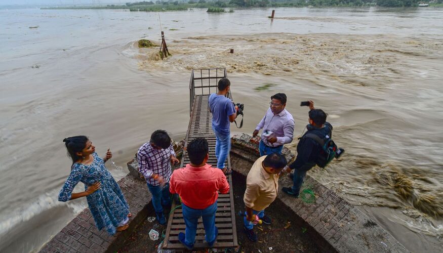 Yamuna Water Level Decreasing, but Delhi Minister Gopal Rai Assures Public There’s Nothing to Worry About